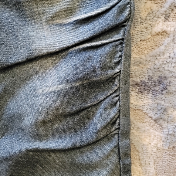 Jeans - Picture 10 of 11